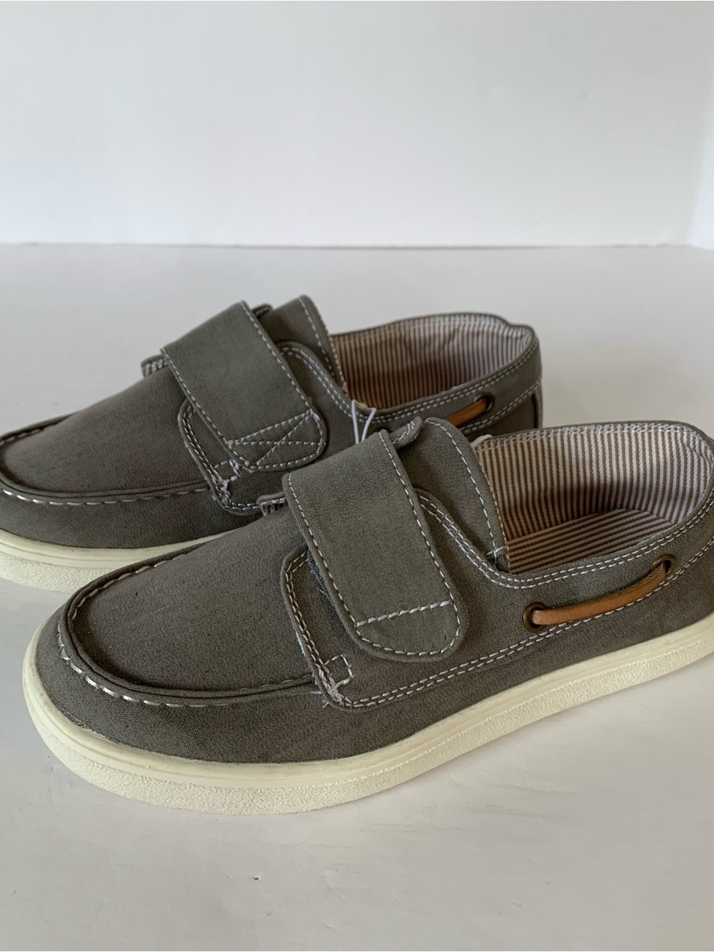 The Children’s Place Slip On Canvas Boat Shoes Grey 3 Youth